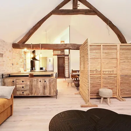 Hébergement de vacances Maison De Caractère Au Calme *
