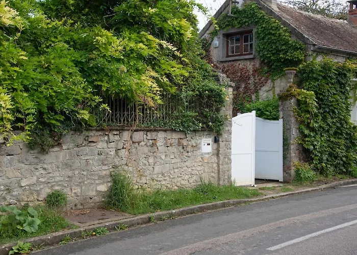 Holiday home Maison De Caractere Au Calme